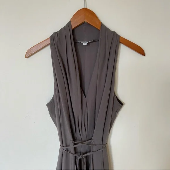 Molly Bracken Olive Midi Dress - Picture 3 of 10